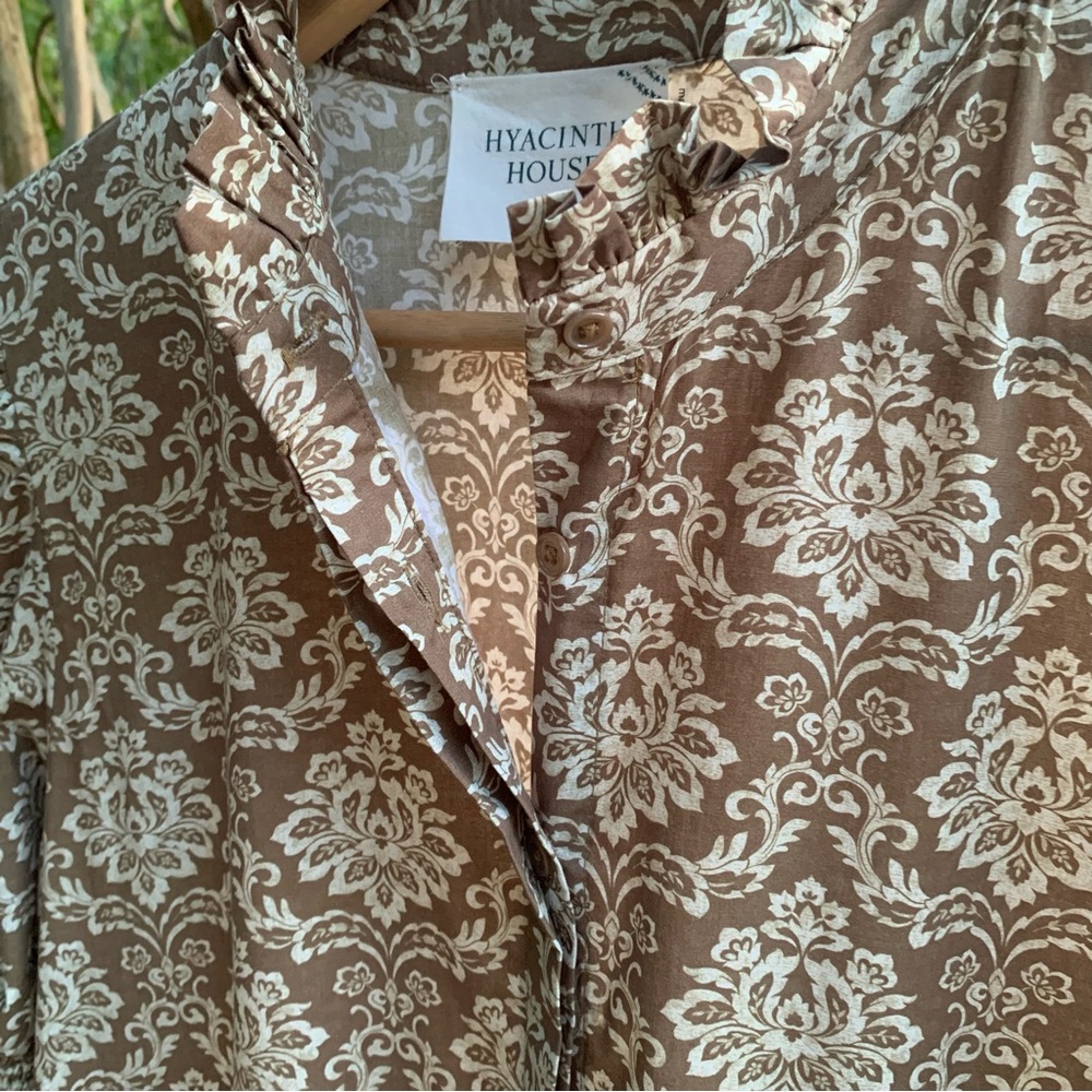 Tuckernuck Hyacinth House Bennett Maxi Dress in Damask Print - Picture 6 of 12